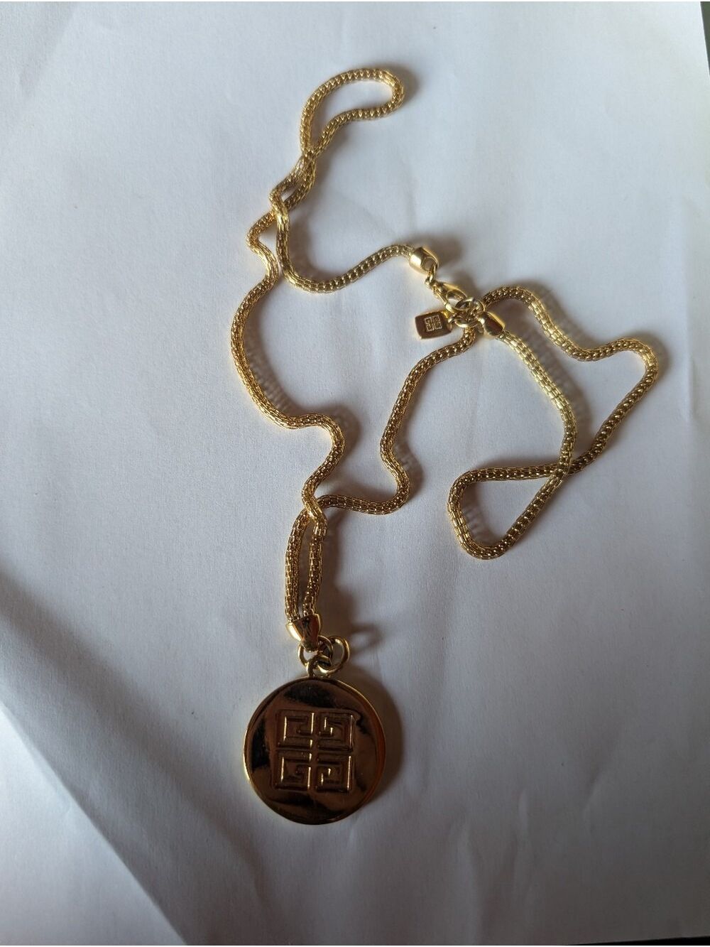 Vintage GIVENCHY Gold Tone 4G Logo Medallion Pendant Chain Necklace 1980s